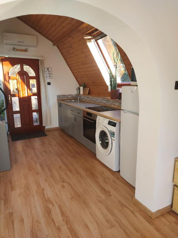 Attila-Apartman Budaoers Eksteriør billede