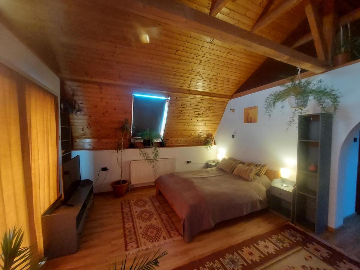 Attila-Apartman Budaoers Eksteriør billede