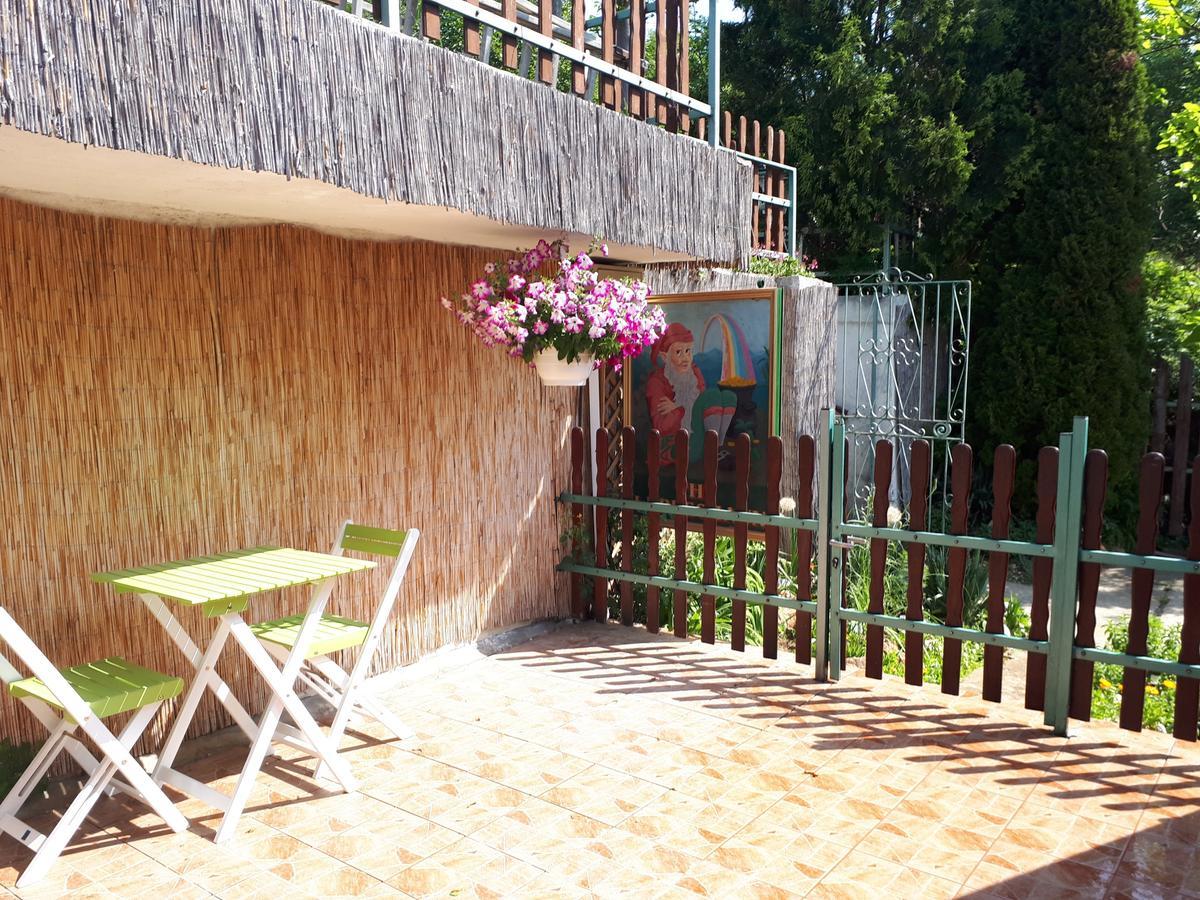 Attila-Apartman Budaoers Eksteriør billede